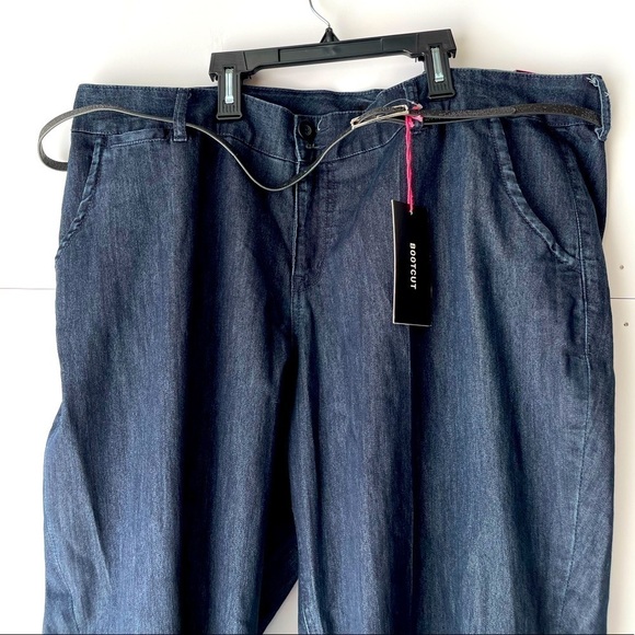 Torrid Jeans Glitter Belt Denim Bootcut Jeans Stretch Relaxed Plus Size 24R - Picture 9 of 16
